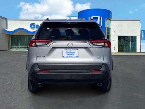 Used 2024 Toyota RAV4 XLE image 5