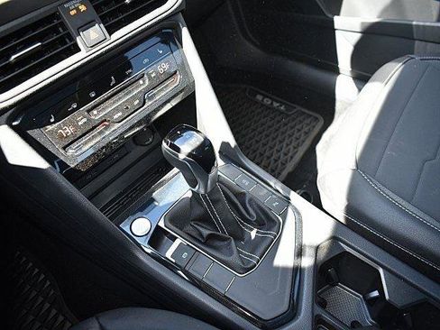 New 2025 Volkswagen Taos SE image 13