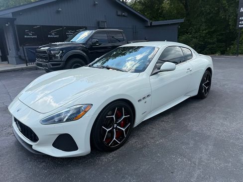 Used 2018 Maserati GranTurismo Sport RWD image 6