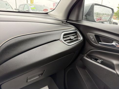 Used 2023 Chevrolet Equinox Premier AWD/4WD image 24
