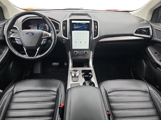 Used 2024 Ford Edge SEL AWD/4WD image 9