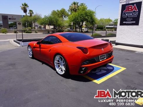 Used 2014 Ferrari California RWD image 60