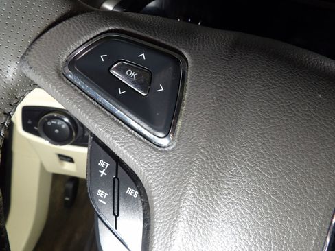 Used 2014 Lincoln MKZ AWD w/ Equipment Group 101A Select image 18