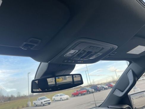 Used 2022 Chevrolet Silverado 1500 High Country w/ High Country Premium Package image 29