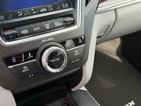 Used 2016 Acura MDX FWD w/ Advance & Entertainment image 12