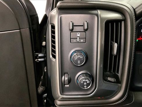 Used 2018 Chevrolet Silverado 1500 LTZ w/ Sport Package image 33