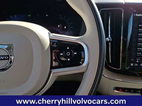 Certified 2022 Volvo XC60 B6 Inscription w/ Advanced Package image 23
