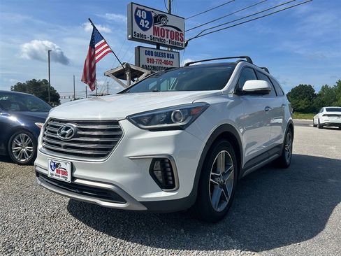 Used 2017 Hyundai Santa Fe Limited FWD image 9