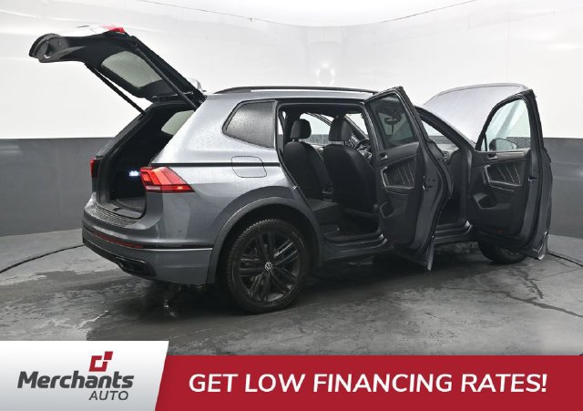 Used 2022 Volkswagen Tiguan SE R-Line AWD/4WD image 49