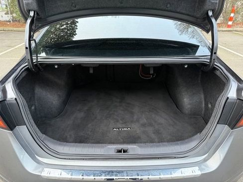 Used 2022 Nissan Altima 2.5 SR w/ Midnight Edition Package image 14