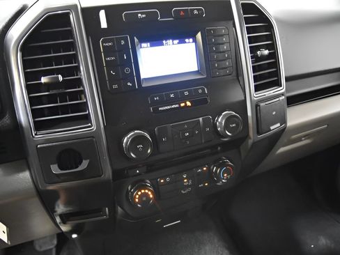 Used 2018 Ford F150 XLT RWD image 25