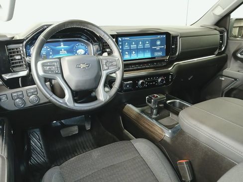 Used 2024 Chevrolet Silverado 1500 RST w/ Convenience Package II AWD/4WD image 8