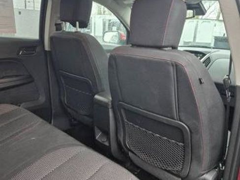 Used 2017 Chevrolet Equinox LT image 10