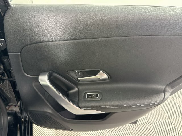 Used 2020 Mercedes-Benz A 220 image 24