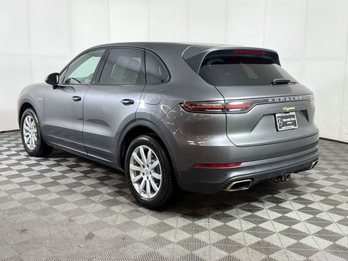 Used 2021 Porsche Cayenne E-Hybrid AWD/4WD image 3