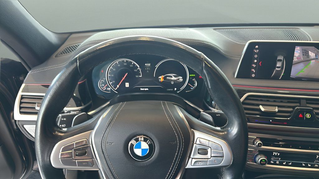 Used 2019 BMW 750i xDrive w/ M Sport Package AWD/4WD image 15
