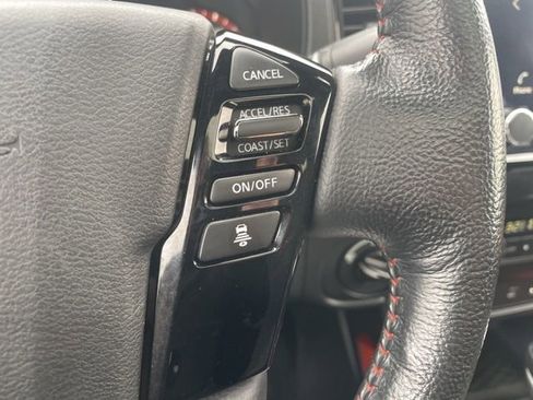 Used 2022 Nissan Frontier PRO-4X image 23