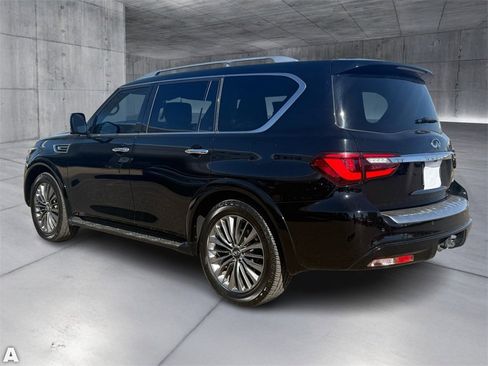 Used 2021 INFINITI QX80 Sensory w/ All-Season Package image 4