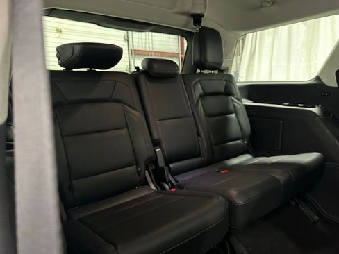 Used 2025 Lincoln Navigator Reserve AWD/4WD image 63