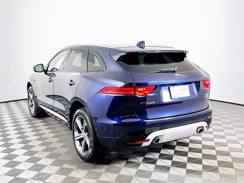 Used 2019 Jaguar F-PACE S image 8