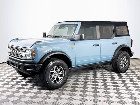 Used 2021 Ford Bronco Badlands AWD/4WD image 4
