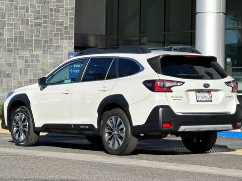 Certified 2023 Subaru Outback Limited image 6