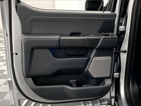 Used 2024 Ford F150 Lariat image 19