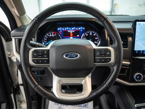 Used 2022 Ford Expedition XLT AWD/4WD image 33