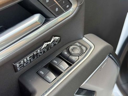 New 2026 Chevrolet Silverado 1500 High Country AWD/4WD image 20
