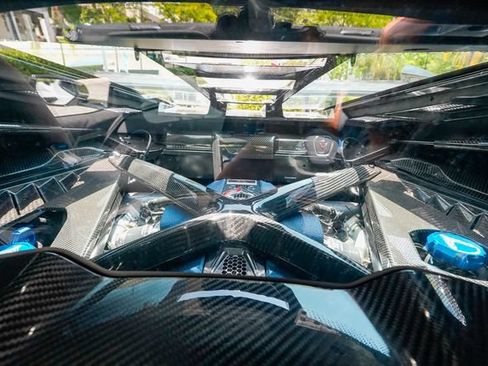Used 2026 Chevrolet Corvette ZR1 w/ ZR1 Carbon Fiber Aero Package RWD image 82