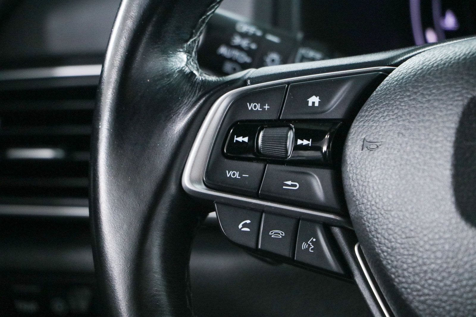 Used 2022 Honda Accord Sport image 13