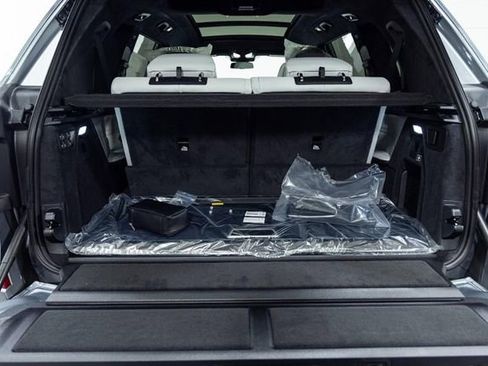New 2027 BMW X7 xDrive40i AWD/4WD image 13