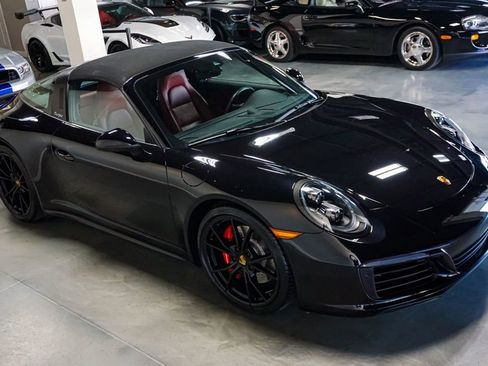 Used 2019 Porsche 911 Targa 4S image 39