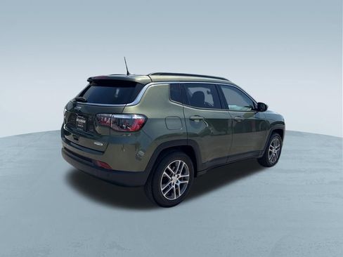 Used 2020 Jeep Compass Latitude FWD image 8