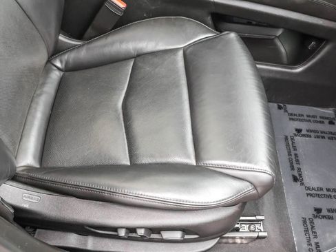 Used 2018 Cadillac XT5 Premium Luxury image 38