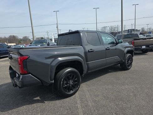 Certified 2024 Toyota Tacoma SR5 image 4