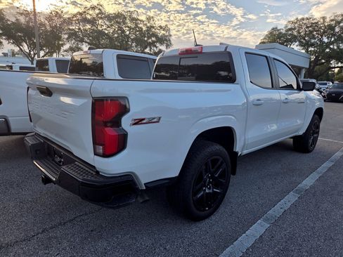 Certified 2025 Chevrolet Colorado Z71 w/ Technology Package AWD/4WD image 3