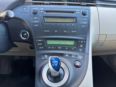 Used 2011 Toyota Prius Two image 20