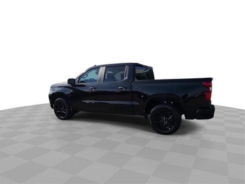 Used 2023 Chevrolet Silverado 1500 Custom image 6