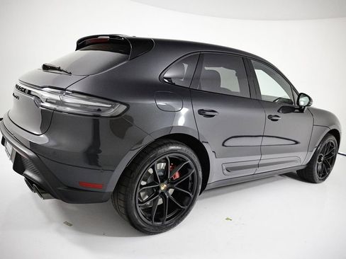 New 2026 Porsche Macan GTS image 7