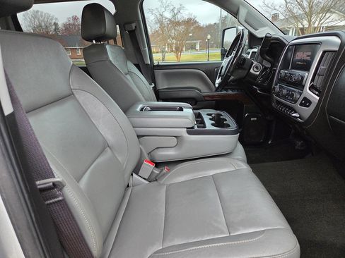Used 2017 GMC Sierra 3500 SLT w/ Duramax Plus Package image 13
