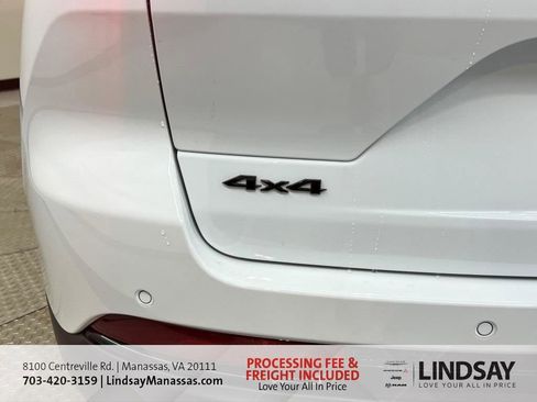 New 2025 Jeep Grand Cherokee Altitude AWD/4WD image 8