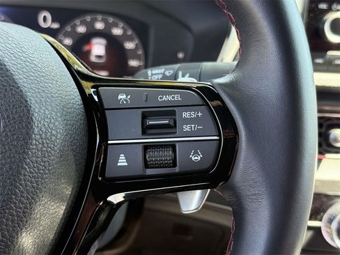 Certified 2025 Acura Integra A-Spec image 11