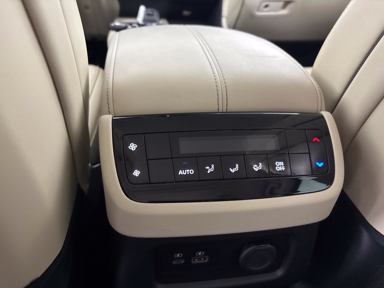 Used 2023 INFINITI QX60 Luxe w/ Cargo Package AWD/4WD image 26
