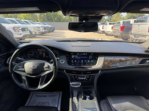 Used 2018 Cadillac CT6 Luxury AWD/4WD image 17