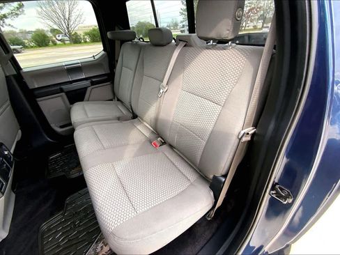 Used 2015 Ford F150 XLT w/ Equipment Group 302A Luxury AWD/4WD image 19