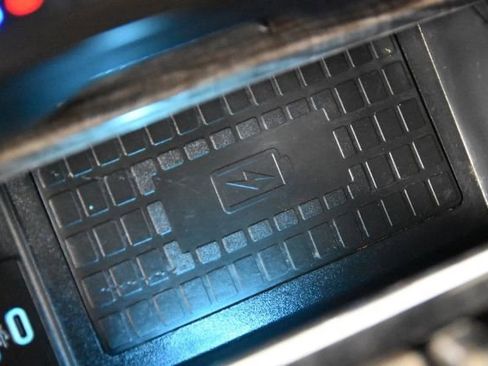 Used 2021 Ford Expedition Limited image 32