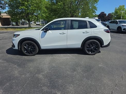 Used 2024 Honda HR-V Sport image 4