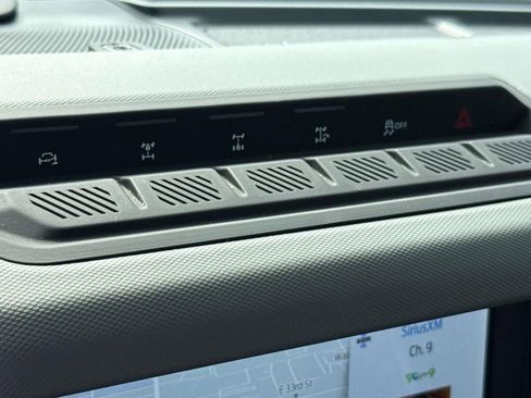 Used 2022 Ford Bronco Badlands image 26