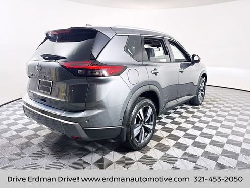 Certified 2025 Nissan Rogue SL image 23